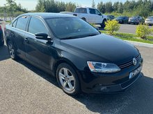 2014 Volkswagen Jetta Sedan Comfortline + TOIT + SIEGE CHAUFFANT + LECTEUR CD