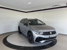 Volkswagen Tiguan Comfortline R-Line Black Edition + TOIT + CARPLAY 2024 DEMO DISPONIBLE MAINTENANT