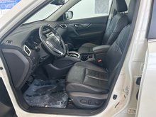 Nissan Rogue SL BLUETOOTH+NAVIGATION+TOIT+SIÈGES CHAUFFANT 2015 JAMAIS ACCIDENTÉ