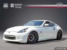 2019 Nissan 370Z coupe SPORT + ULTRA LOW KMS