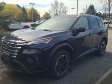 2024 Nissan Rogue SV MOONROOF // 2.99% FINANCING