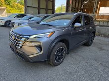 2024 Nissan Rogue SV Moonroof