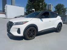2023 Nissan Kicks SR CVT // NO ACCIDENTS