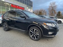 2019 Nissan Rogue SL // 2.99% FINANCING