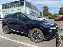 2025 Nissan Rogue PLATINUM // MANAGERS DEMO