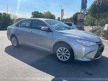 2016 Toyota Camry LE // AUTOMATIC
