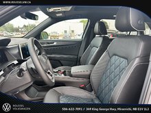 2025 Volkswagen Atlas Cross Sport Execline