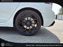2025 Volkswagen Golf R Black Edition