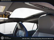 2025 Volkswagen Golf R Black Edition
