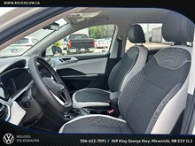 Volkswagen Taos Comfortline 2025