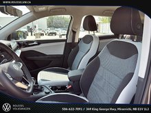 2025 Volkswagen Taos Trendline 4MOTION