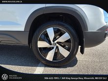 2025 Volkswagen Taos Trendline 4MOTION
