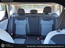 2025 Volkswagen Taos Trendline 4MOTION