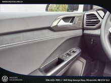 Volkswagen Taos Comfortline Black Edition 4MOTION 2025