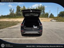 Volkswagen Taos Highline 4MOTION 2025