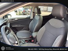 Volkswagen Taos Comfortline Black Edition 4MOTION 2025