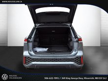 2026 Volkswagen Tiguan Comfortline R-Line Black Edition 4MOTION