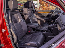 2017 Honda CR-V TOURING LOCALLY DRIVEN / HEATED LEATHER SEATS / ALL WHEEL DRIVE