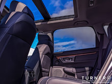 2019 Honda CR-V TOURING LOW KILOMETERS / ALL WHEEL DRIVE / HEATED SEATS & STEERING WHEEL