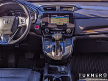 2019 Honda CR-V TOURING LOW KILOMETERS / ALL WHEEL DRIVE / HEATED SEATS & STEERING WHEEL