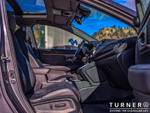2019 Honda CR-V TOURING LOW KILOMETERS / ALL WHEEL DRIVE / HEATED SEATS & STEERING WHEEL