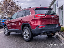 2015 Jeep Cherokee SPORT AC / Brake Assist / Keyless Entry