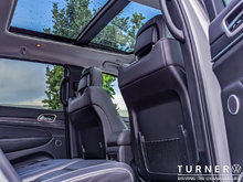 2020 Jeep Grand Cherokee SUMMIT 5.7L V8 HEMI ENGINE / FOUR WHEEL DRIVE / AIR SUSPENSION