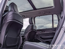 2022 Jeep Grand Cherokee LIMITED 3.6L V6 ENGINE / FOUR WHEEL DRIVE / ONLY 38,584KMS