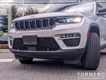 2022 Jeep Grand Cherokee LIMITED 3.6L V6 ENGINE / FOUR WHEEL DRIVE / ONLY 38,584KMS