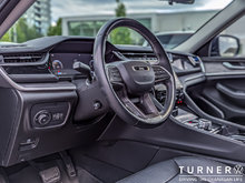 2022 Jeep Grand Cherokee LIMITED 3.6L V6 ENGINE / FOUR WHEEL DRIVE / ONLY 38,584KMS