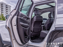2022 Jeep Grand Cherokee LIMITED 3.6L V6 ENGINE / FOUR WHEEL DRIVE / ONLY 38,584KMS