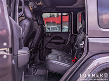 2020 Jeep Wrangler Unlimited North Edition FOUR WHEEL DRIVE / REMOTE START / HEATED SEATS AND STEERING WHEEL