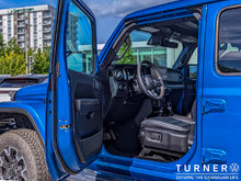 2024 Jeep Wrangler SAHARA FOUR WHEEL DRIVE / REMOTE ENGINE START / HEATED SEATS AND STEERING WHEEL