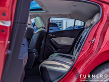 2016 Mazda Mazda3 GT LOADED / BOSE SOUND SYSTEM / LOW KILOMETERS