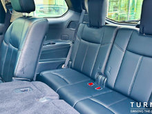 2015 Nissan Pathfinder Low KMS! Local Car| New Tires! Loaded SUV