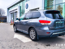 2015 Nissan Pathfinder Low KMS! Local Car| New Tires! Loaded SUV