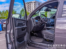2023 Ram 1500 Classic WARLOCK FOUR WHEEL DRIVE / WARLOCK EDITION