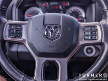 2023 Ram 1500 Classic WARLOCK FOUR WHEEL DRIVE / WARLOCK EDITION