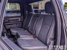 2023 Ram 1500 Classic WARLOCK FOUR WHEEL DRIVE / WARLOCK EDITION