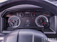 2023 Ram 1500 Classic WARLOCK FOUR WHEEL DRIVE / WARLOCK EDITION
