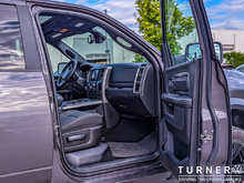 2023 Ram 1500 Classic WARLOCK FOUR WHEEL DRIVE / WARLOCK EDITION