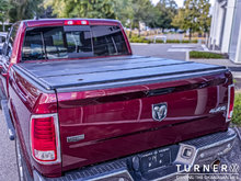 2018 Ram 1500 LARAMIE 5.7L Hemi VVT V8 Engine w/ Fuel Saver and 4X4 Drivetrain