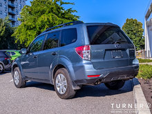 2010 Subaru Forester CONVENIENCE ALL WHEEL DRIVE / HEATED SEATS / LOW KILOMETERS