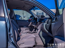 2010 Subaru Forester CONVENIENCE ALL WHEEL DRIVE / HEATED SEATS / LOW KILOMETERS