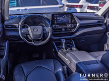 2021 Toyota Highlander XLE 3.5L 6-CYLINDER ENGINE / LOW KILOMETERS / 3RD ROW SEATING