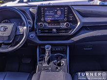 2021 Toyota Highlander XLE 3.5L 6-CYLINDER ENGINE / LOW KILOMETERS / 3RD ROW SEATING
