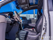 2013 Toyota Sienna SE SEATS 8 / V6 ENGINE / STOW AND GO REAR SEATS