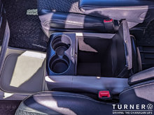 2013 Toyota Sienna SE SEATS 8 / V6 ENGINE / STOW AND GO REAR SEATS
