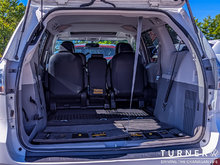 2013 Toyota Sienna SE SEATS 8 / V6 ENGINE / STOW AND GO REAR SEATS