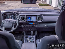 2022 Toyota Tacoma BASE HEATED SEATS / TOW HITCH / FOUR WHEEL DRIVE / V6 ENGINE